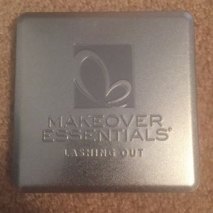 ❤️ Me Makeover Essentials Eyeshadow & False Lashes